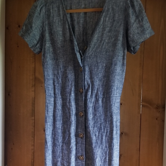 Linen blend dress - Picture 2 of 8